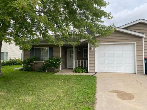 430 7th St Sw, Pine Island, MN, 55963-7575 | Card Image