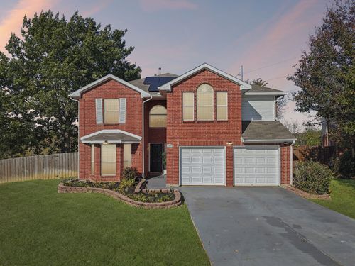 3901 Silver Meadow Ln, Grand Prairie, TX, 75052-7133 | Card Image