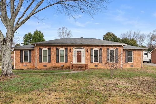 509 Devenger Rd, Greer, SC, 29650-3713 | Card Image