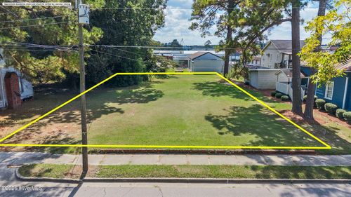 116 E Near 110 E Virgil Street, Whiteville, NC, 28472 | Card Image