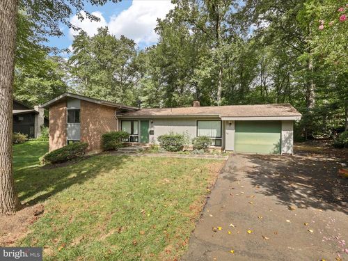 4106 Yerkes Pl, ANNANDALE, VA, 22003-3664 | Card Image
