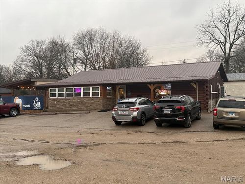 200 S 8th St, Benld, IL, 62009-1422 | Card Image