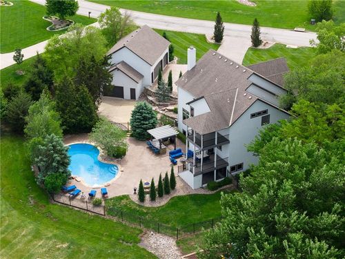 28902 W 150th St, Gardner, KS, 66030-8526 | Card Image