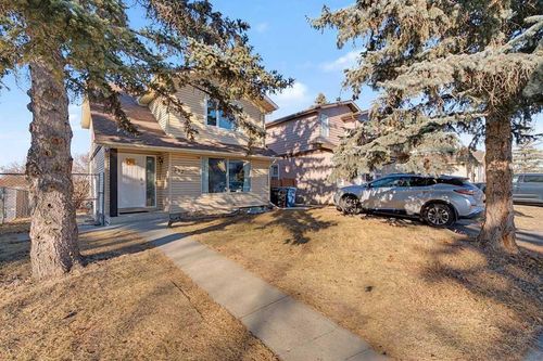 332 Abinger Cres Ne, Calgary, AB, T2A6L3 | Card Image