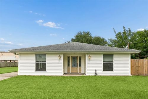 3622 Buffon St, Chalmette, LA, 70043-2210 | Card Image