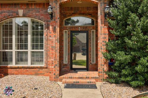 608 Trisha Lane, Norman, OK, 73072 | Card Image