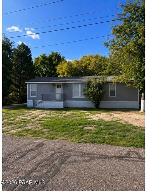4040 E Clear Creek Dr, Camp Verde, AZ, 86322-6042 | Card Image