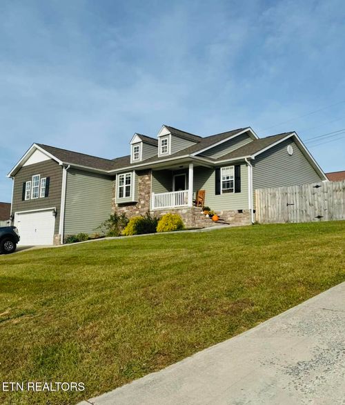 117 Mallory Dr, New Tazewell, TN, 37825-5061 | Card Image