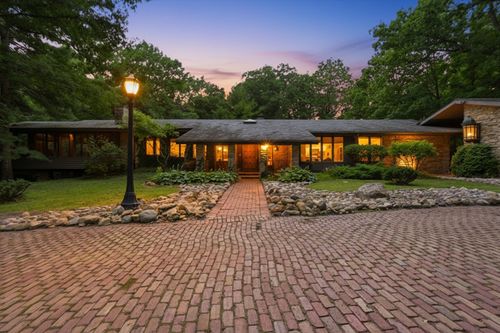 1664 E Rietveld Dr, Crete, IL, 60417-3404 | Card Image