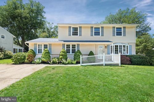 2621 Dartmouth Woods Rd, WILMINGTON, DE, 19810-1111 | Card Image