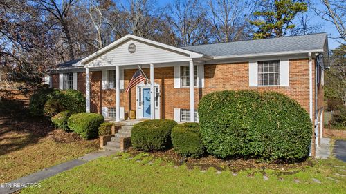 1317 Snowdon Drive, Knoxville, TN, 37912 | Card Image