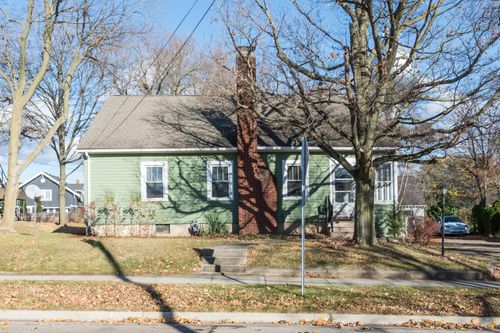 203 S Ann Arbor St, Saline, MI, 48176-1303 | Card Image