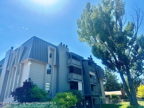 209-1527 Blake Ave, Glenwood Springs, CO, 81601-3963 | Card Image