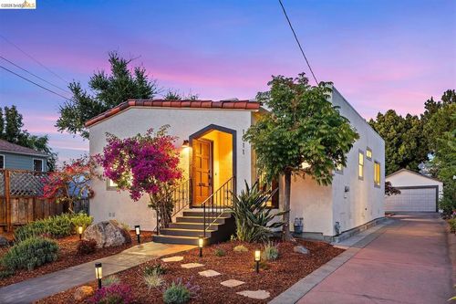 1011 Pomona Ave, Albany, CA, 94706-2337 | Card Image