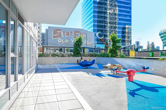 2603 - 13655 Fraser Highway, Condo with 2 bedrooms, 2 bathrooms and 1 parking in Surrey BC | Image 17