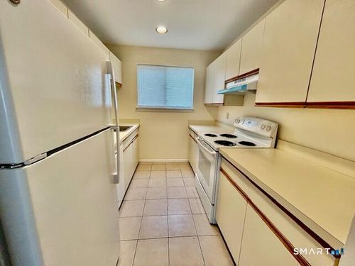 apt-6-511 W Main St, Stamford, CT, 06902-5542 | Card Image