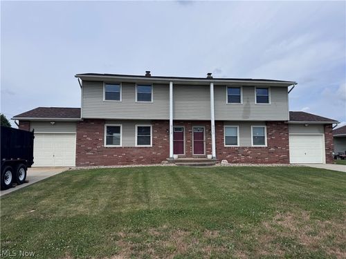 9112 Skypark Dr, Wadsworth, OH, 44281-9515 | Card Image