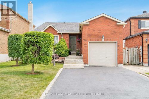 41 Mcdougall Dr, Barrie, ON, L4N7H7 | Card Image