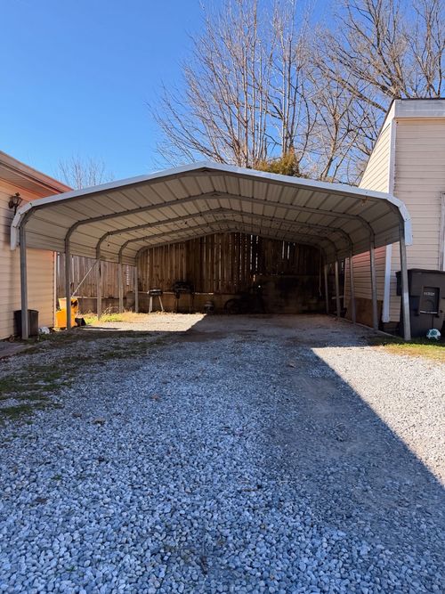 409 7th Ave W, Springfield, TN, 37172-2705 | Card Image