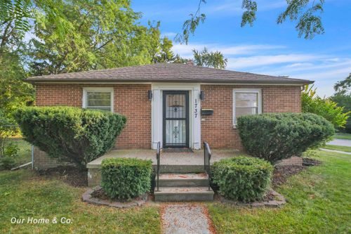 1737 Newberry St, Saginaw, MI, 48602-2606 | Card Image