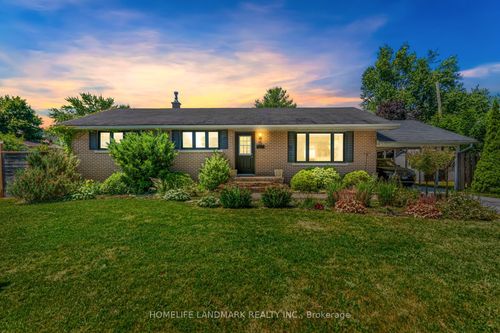 55 Cliff Cres, Kingston, ON, K7M1A9 | Card Image