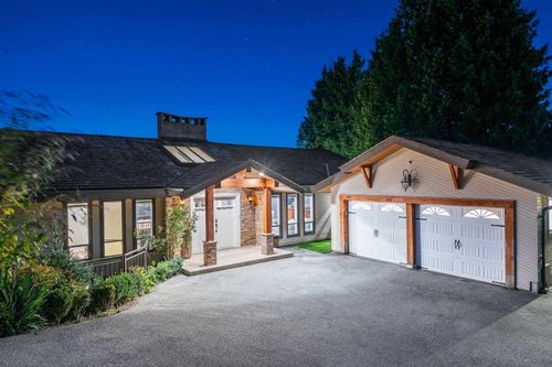 1521 Chartwell Dr, West Vancouver, BC, V7S2R9 | Card Image