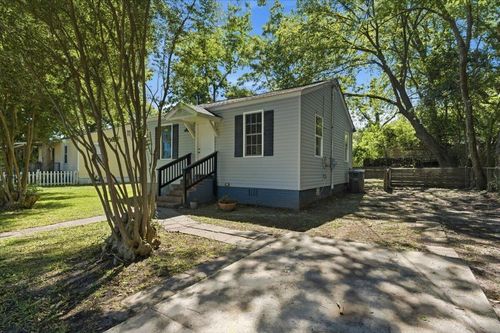 2659 Lawrence St, North Charleston, SC, 29405-8622 | Card Image