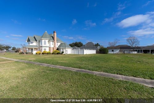 1784 Bay Tree St, Lutcher, LA, 70071-5608 | Card Image