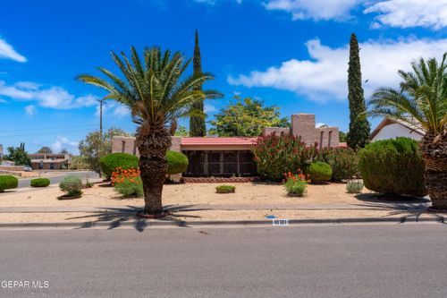 10701 Kinross Ave, El Paso, TX, 79935-1512 | Card Image
