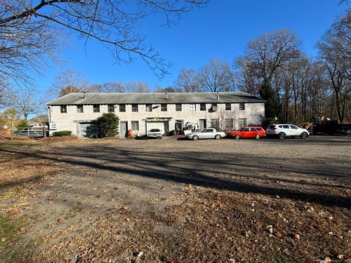 536 Scott Rd, Waterbury, CT, 06705-3739 | Card Image