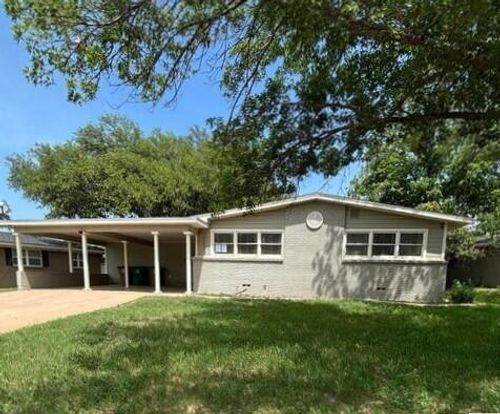 2004 Douglas Dr, San Angelo, TX, 76904-5026 | Card Image