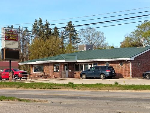 205 S Division St, Hesperia, MI, 49421-9246 | Card Image