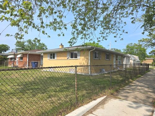 1449 Kristan Ave, North Chicago, IL, 60064-1731 | Card Image