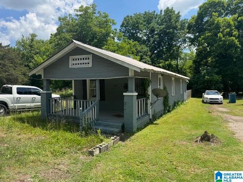 621 Pine Hill Rd, TARRANT, AL, 35217-1323 | Card Image