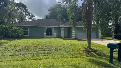 829 Ne Pembroke Avenue, PALM BAY, FL, 32907 | Card Image