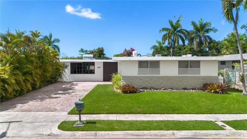 1-16-Urb. Torrimar Paseo De La Alhambra, GUAYNABO, PR, 00966 | Card Image