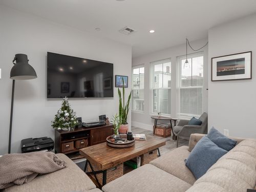 unit-2-45 L St, Boston, MA, 02127-4720 | Card Image