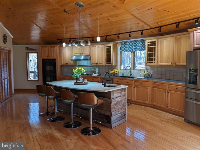 6072 Scuffletown Rd, House other with 3 bedrooms, 4 bathrooms and null parking in BARBOURSVILLE VA | Image 4