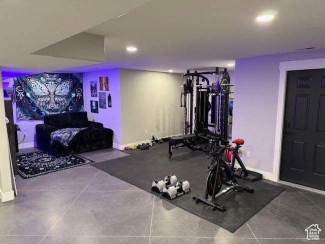 Workout room with baseboards, visible vents, and recessed lighting | Image 16