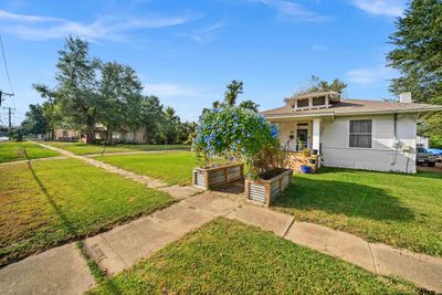 319 Austin, House other with 3 bedrooms, 2 bathrooms and null parking in Jacksonville TX | Image 3