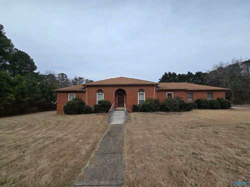 201 Arrowfeather Dr Ne, Meridianville, AL, 35759-2515 | Card Image