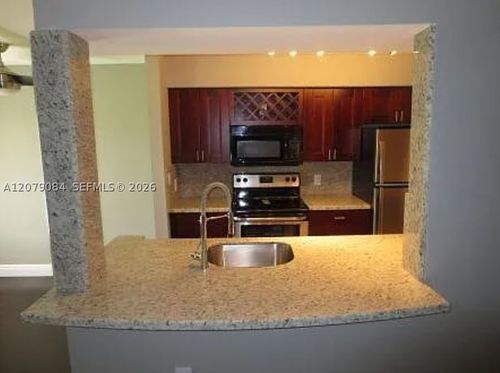 1211-2405 Nw 33rd St, Oakland Park, FL, 33309-6465 | Card Image
