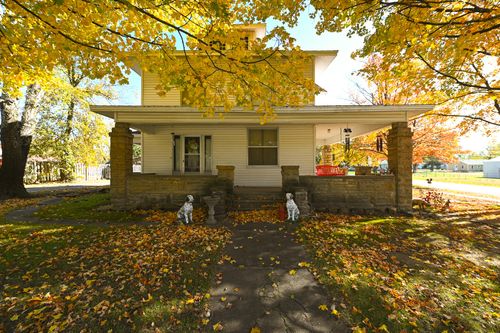 909 S Main St, El Dorado Springs, MO, 64744-1729 | Card Image
