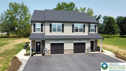 8451-8453-8451 Hamilton Blvd, Breinigsville, PA, 18031-1224 | Card Image