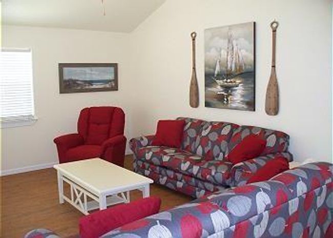1310 Seashell Dr, House other with 4 bedrooms, 3 bathrooms and null parking in Surfside Beach TX | Image 8