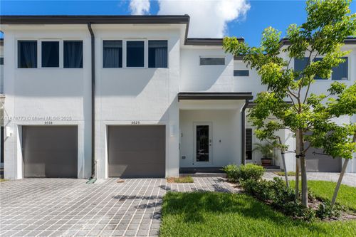 5025 Sw 37th St, West Park, FL, 33023-6834 | Card Image