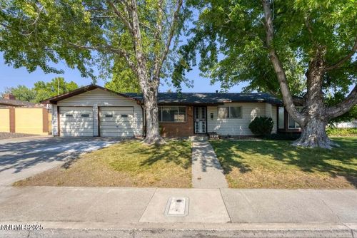 1020 York Way, Sparks, NV, 89431-2179 | Card Image