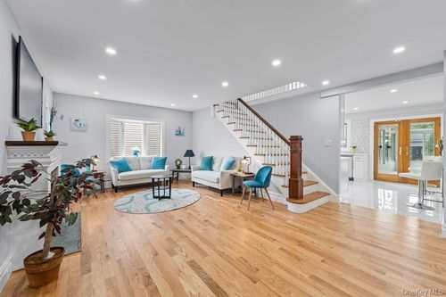 2754 Natta Blvd, Bellmore, NY, 11710-3220 | Card Image