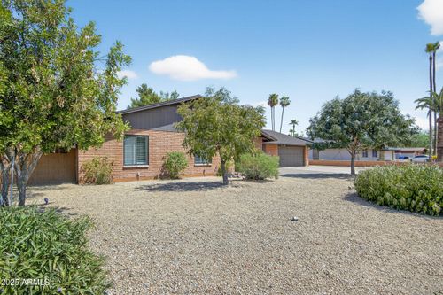 15201 N 8th Ave, Phoenix, AZ, 85023-5282 | Card Image