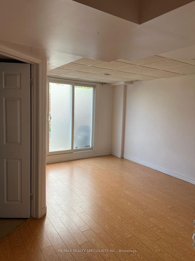 13 Dino Crt, House attached with 4 bedrooms, 3 bathrooms and 3 parking in Brampton ON | Image 13
